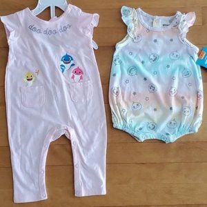 Baby Girls 2 pc Baby Shark Outfits Set Bodysuit Romper Size 3 mo 6 mo 9 mo NWT